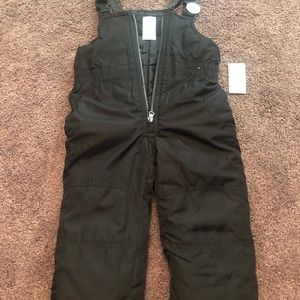 Carter’s black snow pants new with tags
